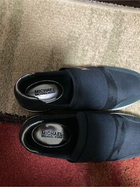 Michael Kors Women BlackSlip-On Loafers size 7M